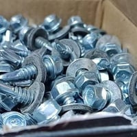 يوجد لدينا براغي اسود ناعم 1 الزيتي  يوجد لدينا براغي كوشة جميع قياسات...