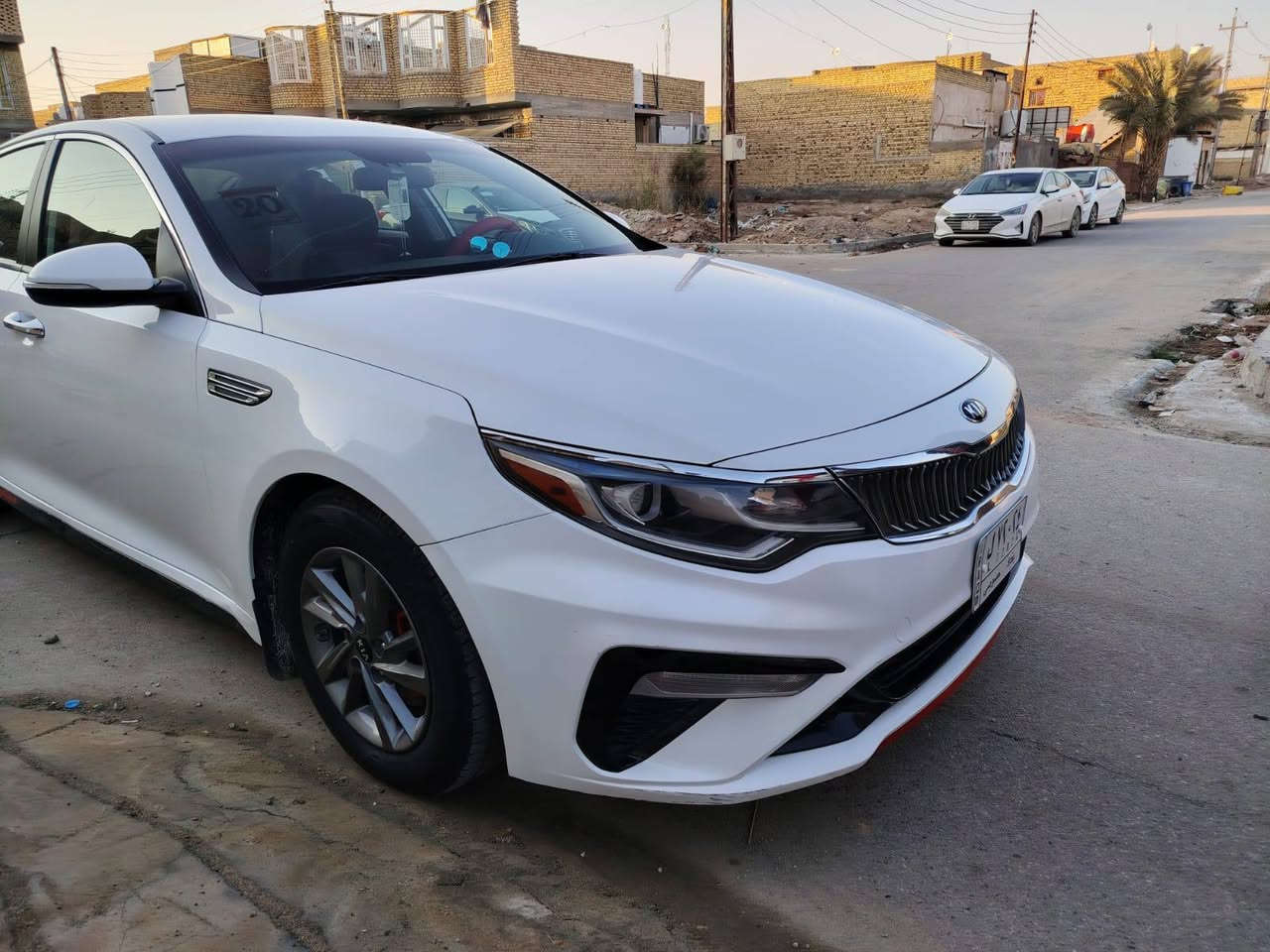 السلام عليكم 
  اوبتيما للبيع 
الموديل 2020 وارد امريكي ليبل واحد  
رقم بغداد حره مداور ثاني يوم وين ما يعجبك 
ماشيه 58 الف فقط
كير ومكينه حداديه مكفولات شرط 
تبريد ثلج 
موصفات فول عدى الفتحه 
تحديد مسار  توقف ذاتي  مانع انزلاق 
رادار امامي خلفي 
رادار بالمري الجانبيه 
3 وضعيات قياده  
منظومه زنون 
جوها تخم تاير كارتون
ماتصرف عليها ربع 
السياره وارد امريكي حادثثها موضح بالصوره 
ملاحضه صبغ نص البنيد وكلير شويه من الجاملغ 
ليبل واحد بدون تبديل 
بدون معجون
مكان السياره ذي قار الشطره
السعر خاص 
*********** اتصال واتساب
