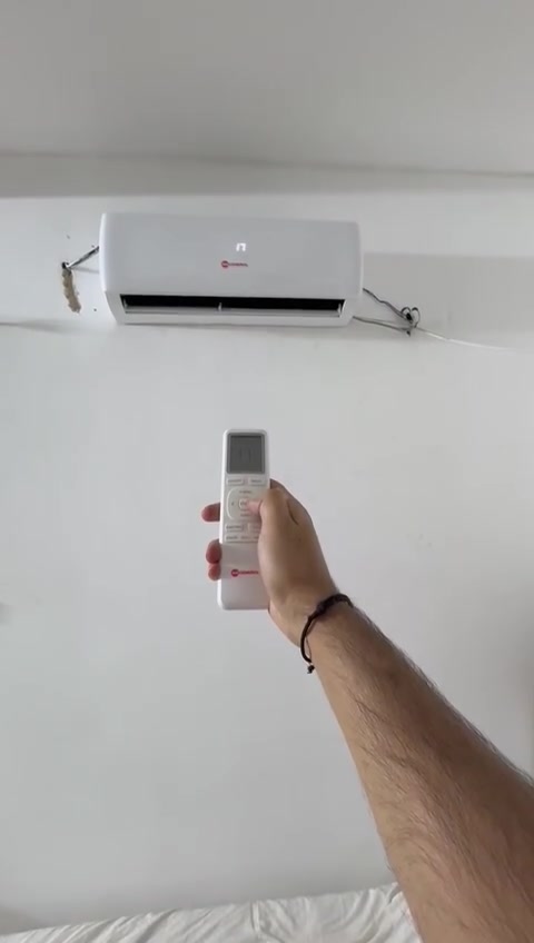 للبيع سبلت ١ طن 
الموقع حي الجهاد يم مدينة العاب جنة الكرخ
السعر ٢٠٠ قفل
للتواصل ***********
