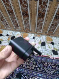 شاحنه سامسونك الاصليه  45 واط فقط البلك قيم واخذه بل يرضه الله مكاني ي...