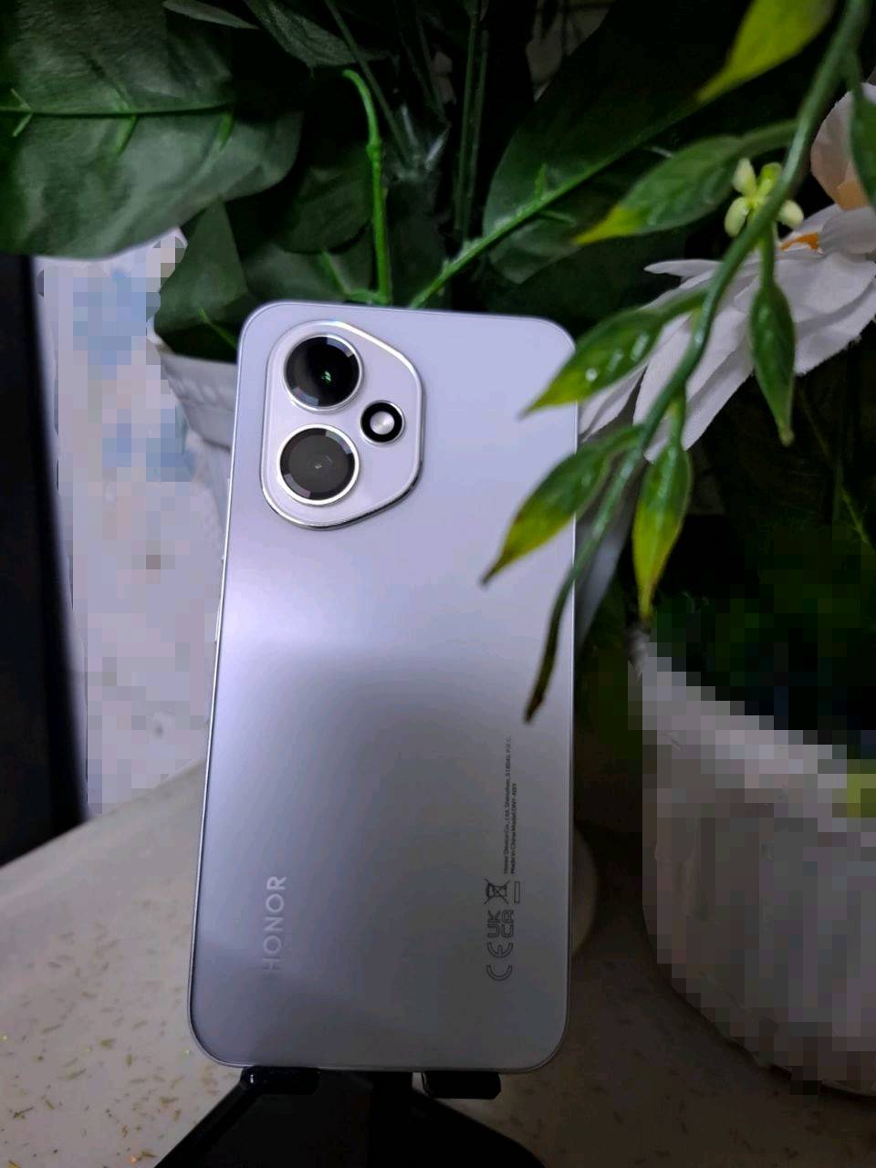 
⚪ هونر 400 العادي Honor 400 

⚫ ذاكرة 512 GB ▫️ رام 12 

⚪ بطارية 6000 mAh ▪️تدعم الشحن السريع 80 واط 

⚫ اللون الفضي 

⚪ المعالج snapdragon 7 gen3

⚫ يدعم شريحتين سيمكارت + يدعم 5g

⚪ شاشة Amoled ▪️ حجم 6.55 انج ▪️ تدعم ال120 هرتز

⚫كاميرا خلفية بدقة 200 ميكا بكسل ▫️ الفيديو 4k 30 فريم او 1080، 60 فريم

⚪ الجهاز خدش مابي، وضمان يوم كامل 〰️ملحقاته كاملة〰️ مع كڤرين شفافه 

⚫ مكفول من التصليح والتبديل▫️نضافة 💯 

🟢 السعر:     400،000 (400 الف) بي مجال بسيط

📍 مكاني بغداد السيدية (ماعندي توصيل)

📱 رقمي واتساب   ***********