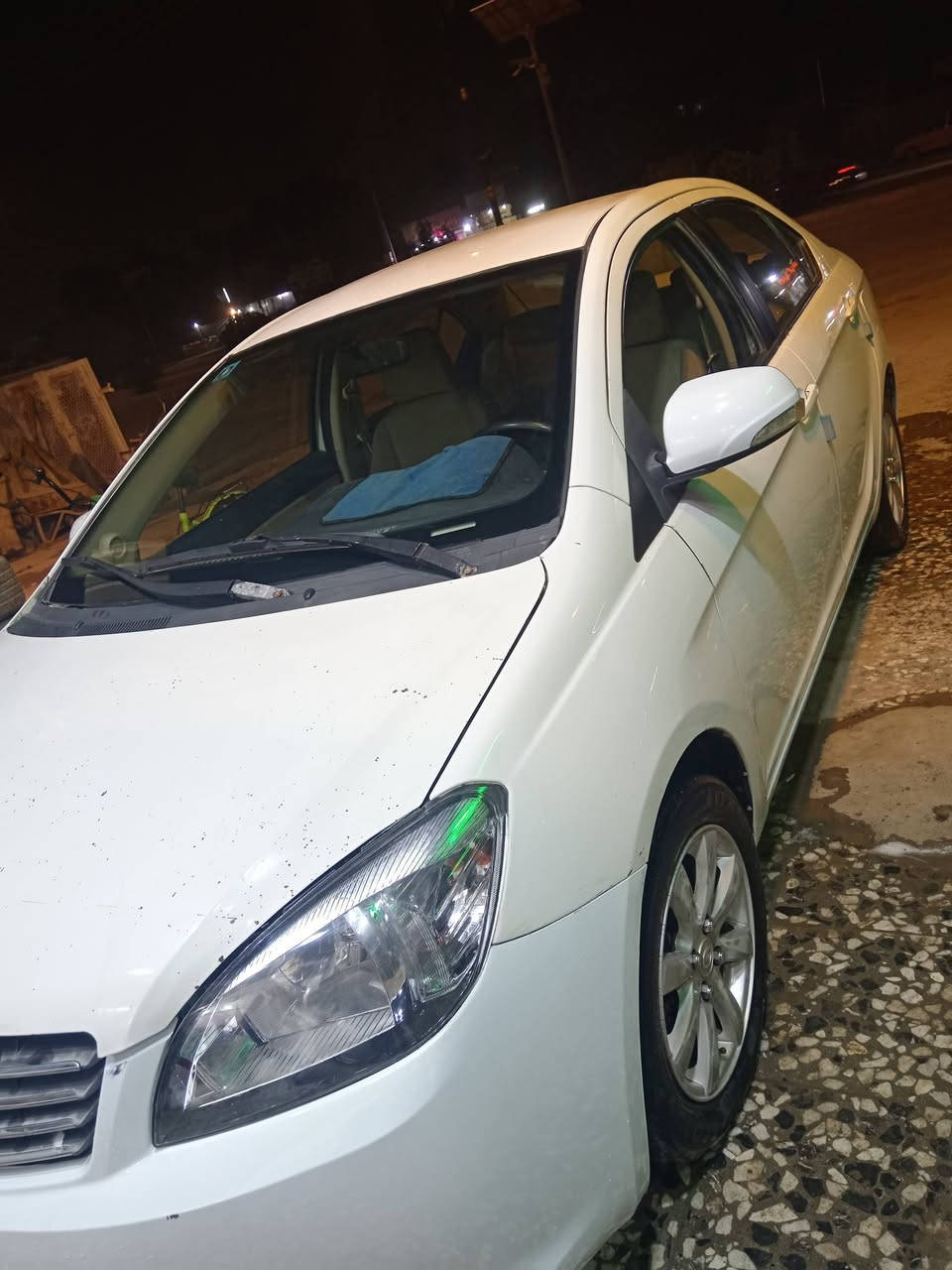 السلام عليكم كريت فولكس موديل 2013 رقم بابل الاماني سنويه جديده مداور ثاني يوم مكفوله فقط خياسات معمره ومصبوغات مكينه جديده مكاني بابل ***********
سعر 65وبيه مجال
