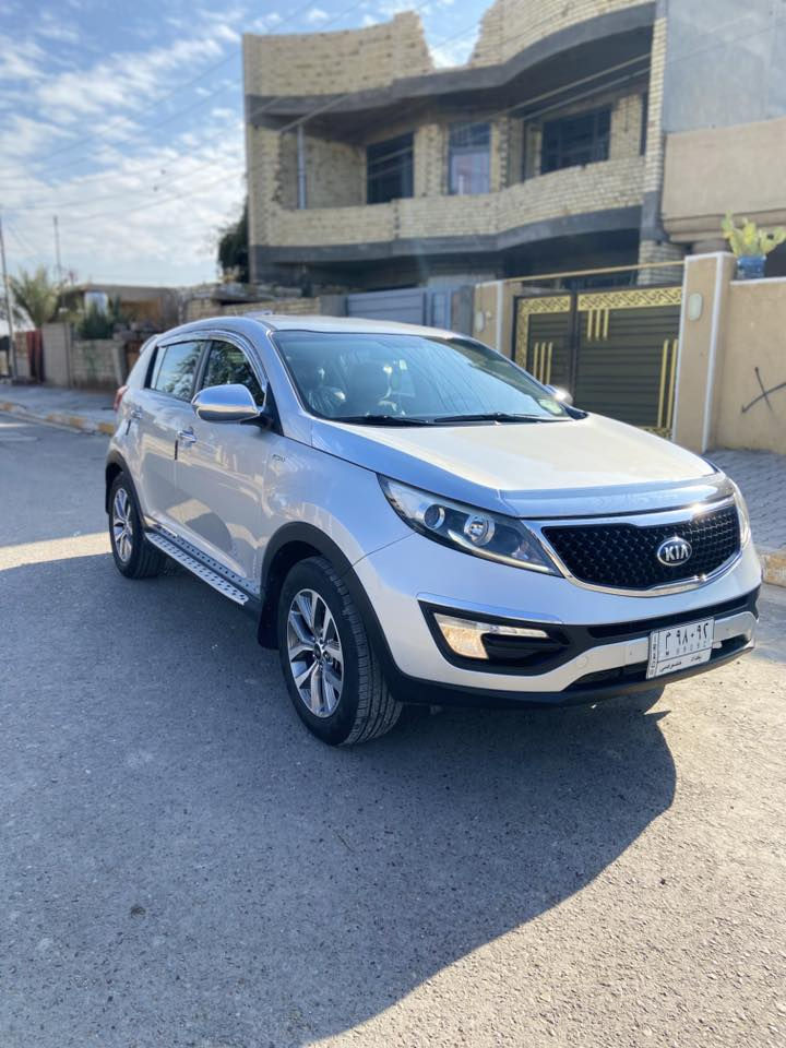 سبورتج 2015 بيه جاملغ وبنيد وشبر بل خلف جاملغ بارد سياره موصفات عاديه فورويل ماشيه 78 سياره نضيفه مكان بغداد بيع او مراوس اتصال ***********
