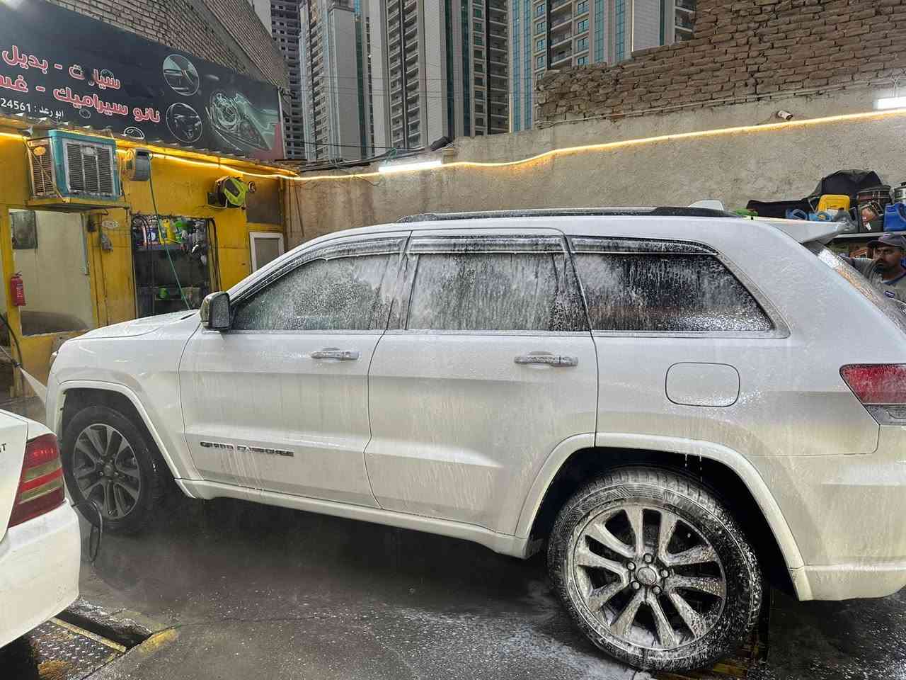 السلام عليكم ..
للبيع فقط

جيب 2018 اوفر لاند

تو ويل بدون جكات فول الفول 

عداد المسافات: 70 الف 

المواصفات: اوفر لاند فول مواصفات ١/١ 

٦سلندر محرك(٣٦٠٠)

بصمة

بانوراما

كراسي جلد اصلي 

كراسي اثنين كهرباء

كراسي(تدفئة+تبريد)

كرسي خزن(ميموري)

تشغيل عن بعد

#شاشة لمس

كامرة خلفية دوارة اصلية

شاشة عرض الاعطال

صندوك كهرباء

استيرن كهرباء

استيرن تدفئة

شفتات كير بالاستيرن

فول تحكم استيرن جهتين

نظام إطفاء المحرك فقط عند الوقوف 

 اقتصادي ECO

حساس(خلفي)

مري كهرباء (شفط) AUTO

#مري_قلاب

اشارة بالمري 

 زنون(عالي+ناصي)

#ويل_٢٠_الجديد

سياره حادثه  جمالغ وبنيد بدون دواخل  

سياره حلوه وجديده  

مكاني بغداد المنصور 

السعر 230 ورقه وبيهه مجال للشراي 

للاستفسار ***********
