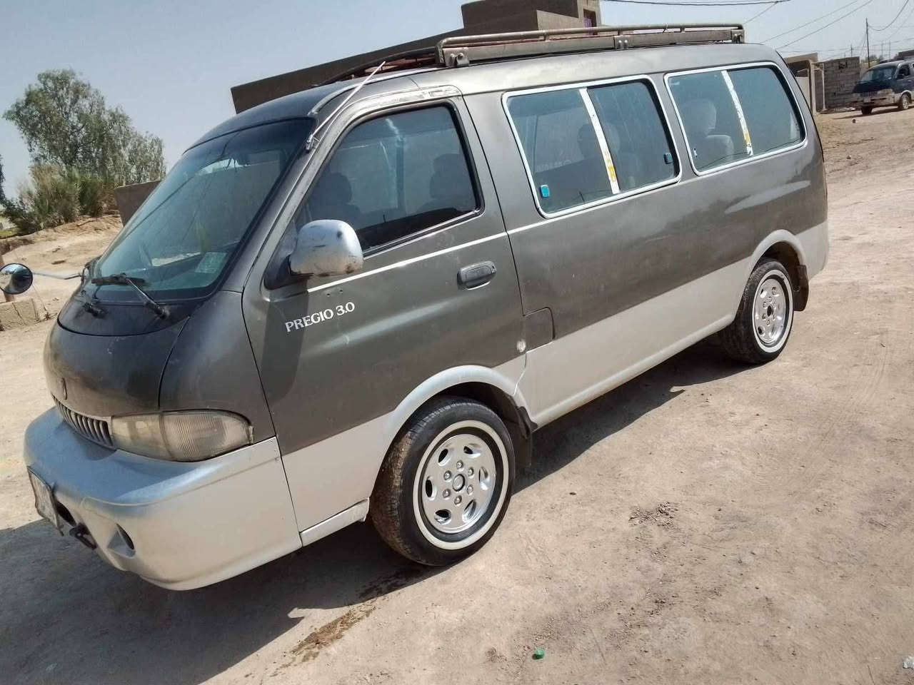 كيه بريجو البيع 2001 سيارة مكفوله من اظربه بسمي
