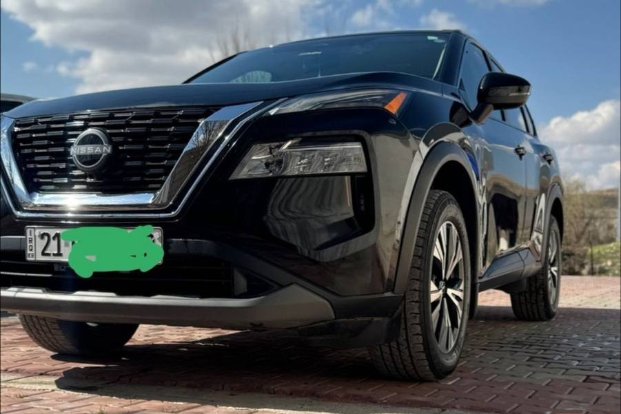 نیسان ڕۆگ 2022 مواسەفات SV 
بەسمە شەغال 
چوار دەرگای بەسمەیە 
ڕاداری پێش و پشتی 
خەتی جادە 
ئۆتۆ ستۆپ 
ئۆتۆ هۆڵد 
برێک بەسمە 
تبرید مەرکەزی 
تحدید سورعە 
کوشن کارەبایی 
سەیارەکە بێ بۆیاخ 
تەنها چاملغی لای سەکن پێشەوە گۆڕاوە بە بیلاد 
ئێرباگ لای سەکن شانی تەقیوە دانراوەتەوە 
سەنەوی نوێیە تا 2029

سـعـر : لە کۆمێنت داوابکە ڕاستەوخۆ بۆت دێت 📥 

گێر و مەکیەنەی بەشەرت 
هیچ کێشەیەکی تێدا نییە 

ژمارەی خاوەنەکەی 
***********
