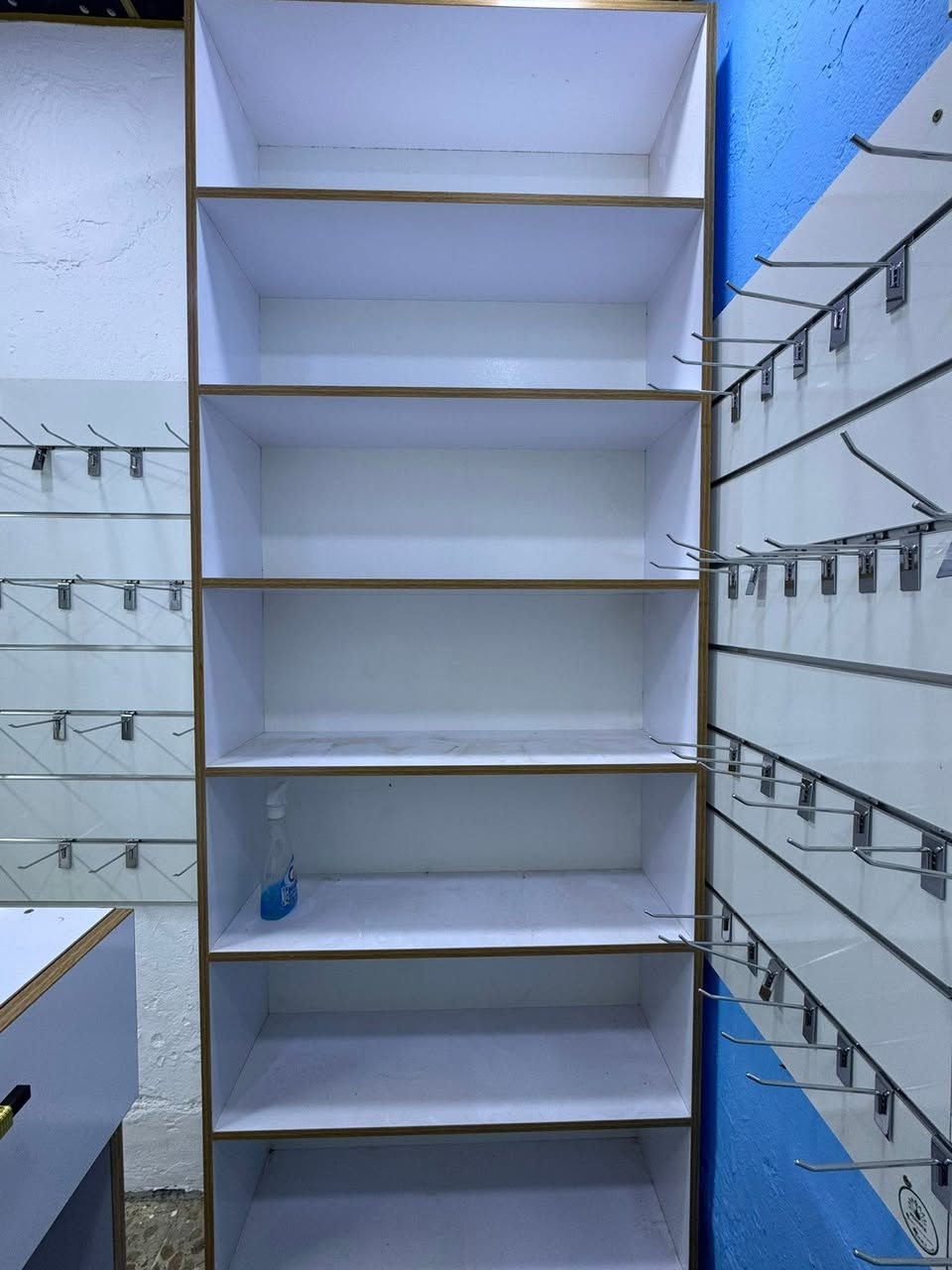 ميز + فاترينه للبيع 

سعر الميز 150
سعر الفاترينه 60 

مكاني نجف


**إذا كنت صاحب هذا الإعلان وتريد حذفه لأي سبب، رجاءا أرسل رسالة إلى الدعم الفني**