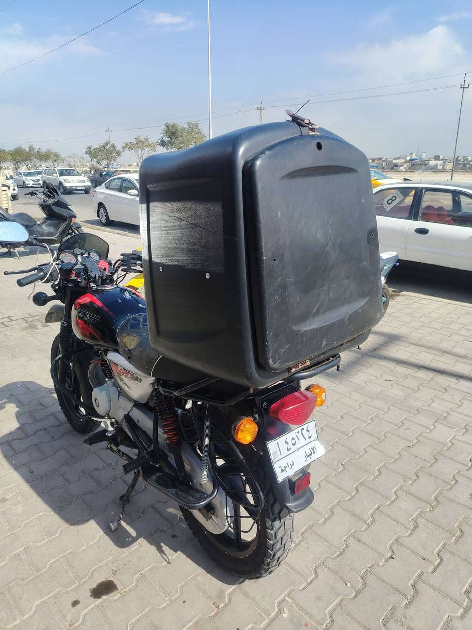 بوكسر جبلي للبيع 23 رقم انبار مشروع وطني تحويل ثاني يوم محرك كير بشرط دراجه نضيفه مال شغل كهربائيات كله شغال عنواني كركوك قادسيه الثانيه شارع ابو *********** ابيع بل قسط
