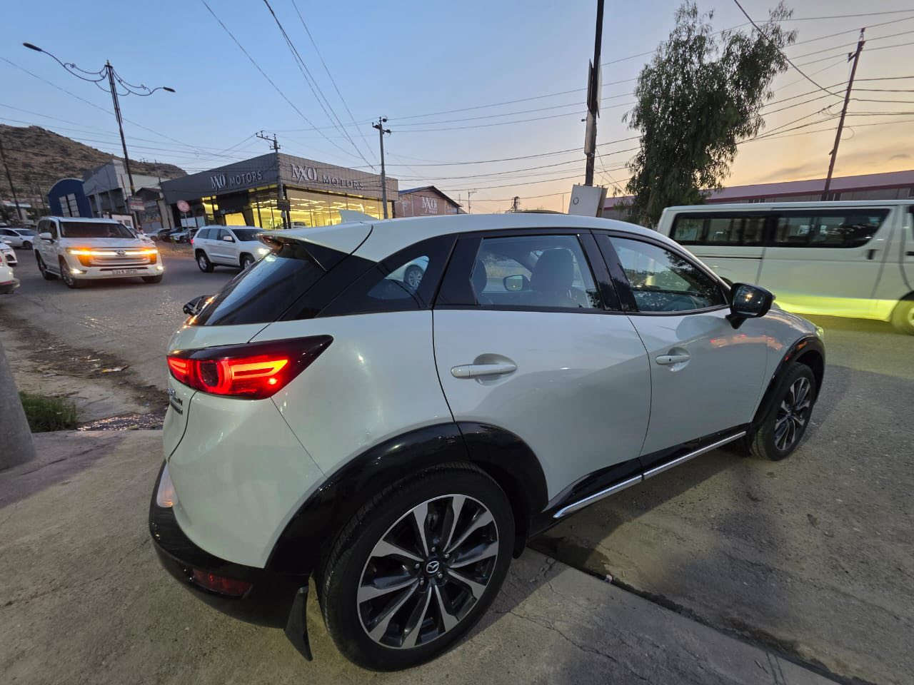 Mazda Cx-3 2022
مازدا سي اكس ٣ ٢٠٢٢

فول مواصفات وارد لمريكي بيه فقط رش مقدمة البونيد 

 
 يتوفر لدينا شحن الى الامارات وتركيا   
خدمة التخليص الكمركي والنقل الى جميع محافظات العراق من جميع منافذ العراق الحدودية  

للتواصل *********** بغداد 
*********** دهوك
*********** دهوك
00905348133355 تركيا 
العنوان : بغداد / البلديات / قرب جسر 7 نيسان  
دهوك / شارع بهار ستي / داخل المعارض / معرض رشيد سعيد 
#مزاد_هايدرا
