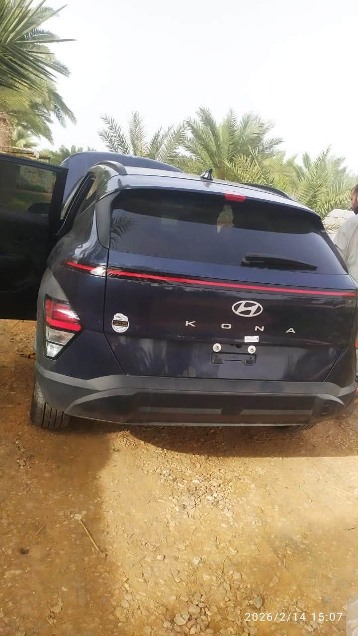 السلام عليكم كونا ٢٥ محرك ٢٠٠٠ دوش ماشيه ٣٠٠٠ حادثه بارد بل باب الخلفي فقط تبريد قطعتين كشن كهرباء ١٥٧ مكان بابل بدون رقم *********** لون نيلي

