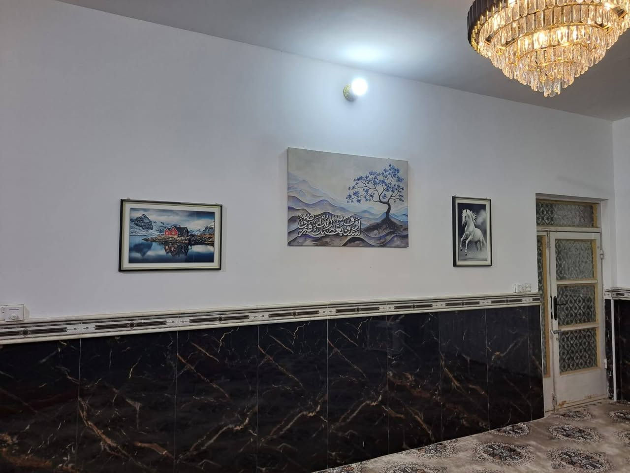 بسم الله توكلنا على الله
دار للبيع مساحه 200 متر واجهه 10 نزال 20 بناء حديث غرفتين وصاله ومطبخ واستقبال وصحيات بناء طابوك اعكاده  العنوان الماجديه سيد جميل الاستفسار 
***********
***********
