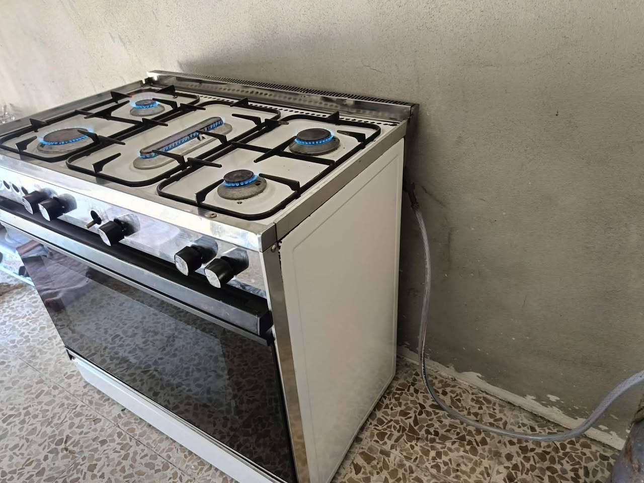 كونفيره حجم كبير شغاله شرط كامل 3 سرعات ونضيفه جدا السعر115 بيها مجال بسيط
ميز توليت نضيف السعر 70 الف 

طباخ عشتار نضيف شغال بس الفرن ما يشتغل السعر 75 الف 

مكان موصل الطلب عل خاص


**إذا كنت صاحب هذا الإعلان وتريد حذفه لأي سبب، رجاءا أرسل رسالة إلى الدعم الفني**