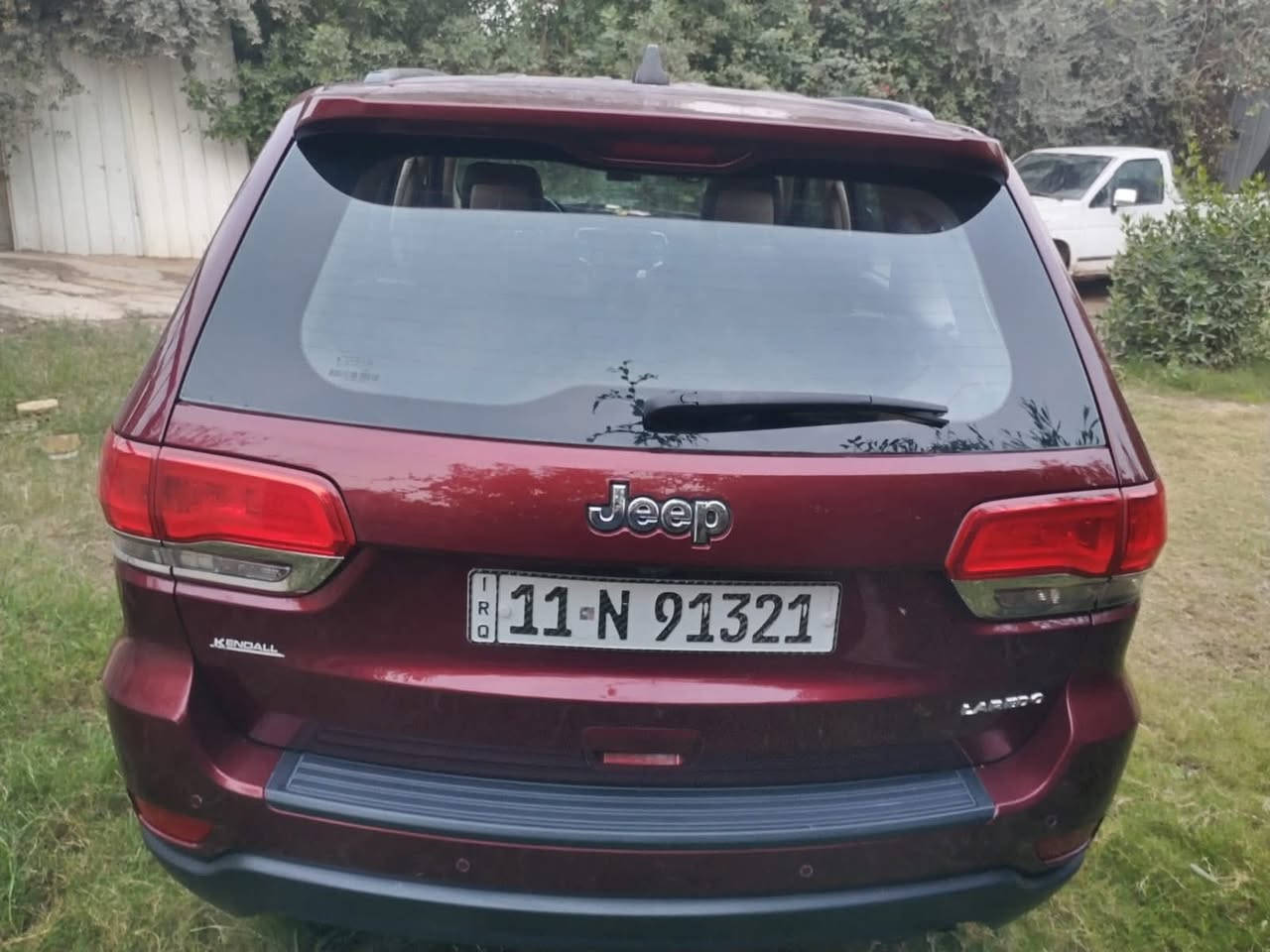 للبيع: جيب جراند شيروكي لاريدو
الموديل: 2019
المحرك: 3.6 V6
المسافة المقطوعة: 119 الف كم
الوارد: أمريكي

📌 المواصفات:
 • بصمة تشغيل
 • كاميرا خلفية
 • أنماط قيادة (Normal – Sport – Eco)
 • نظام ستارت ستوب
 • نظام أوتو بريك عند الرجوع
📌 الحالة:
 • السيارة بحالة ممتازة، كلش نظيفة
 • بيها بنيد وشويه من الجاملغ الايسر شي 
 • شرط بدون دواخل 
 • حاضر من كلشي، شغل واطلع 
السياره جداً جديده واي مصرف ماتصرف عليها 
    سياره جاهزه وبالعافيه على اليخذها  
صور الحادث في امريكا مرفق مع المنشور
📌 الملكية: رقم بغداد 
 • السيارة باسمي، التحويل مباشر
 • السعر  (203 $ورقه )
وبيها مجال  للطيبين 
📍 الموقع: بغداد _ابو غريب 
            قرب شارع الزيتون 
للاستفسار اكثر  الاتصال +وات ساب 
📞 الموبايل: ‭0781 436 9166
