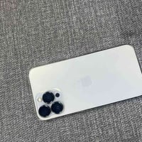 مستخدم ايفون 13pro max ذاكرة 256GB بطارية 73 سعرة قفل 600 الف بدون عمل...