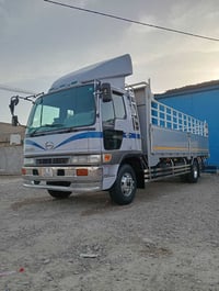هينو طيره للبيع مكينه 80 عادي مطوله 50 الموديل 91 سنويه جديده ورغم جدي...