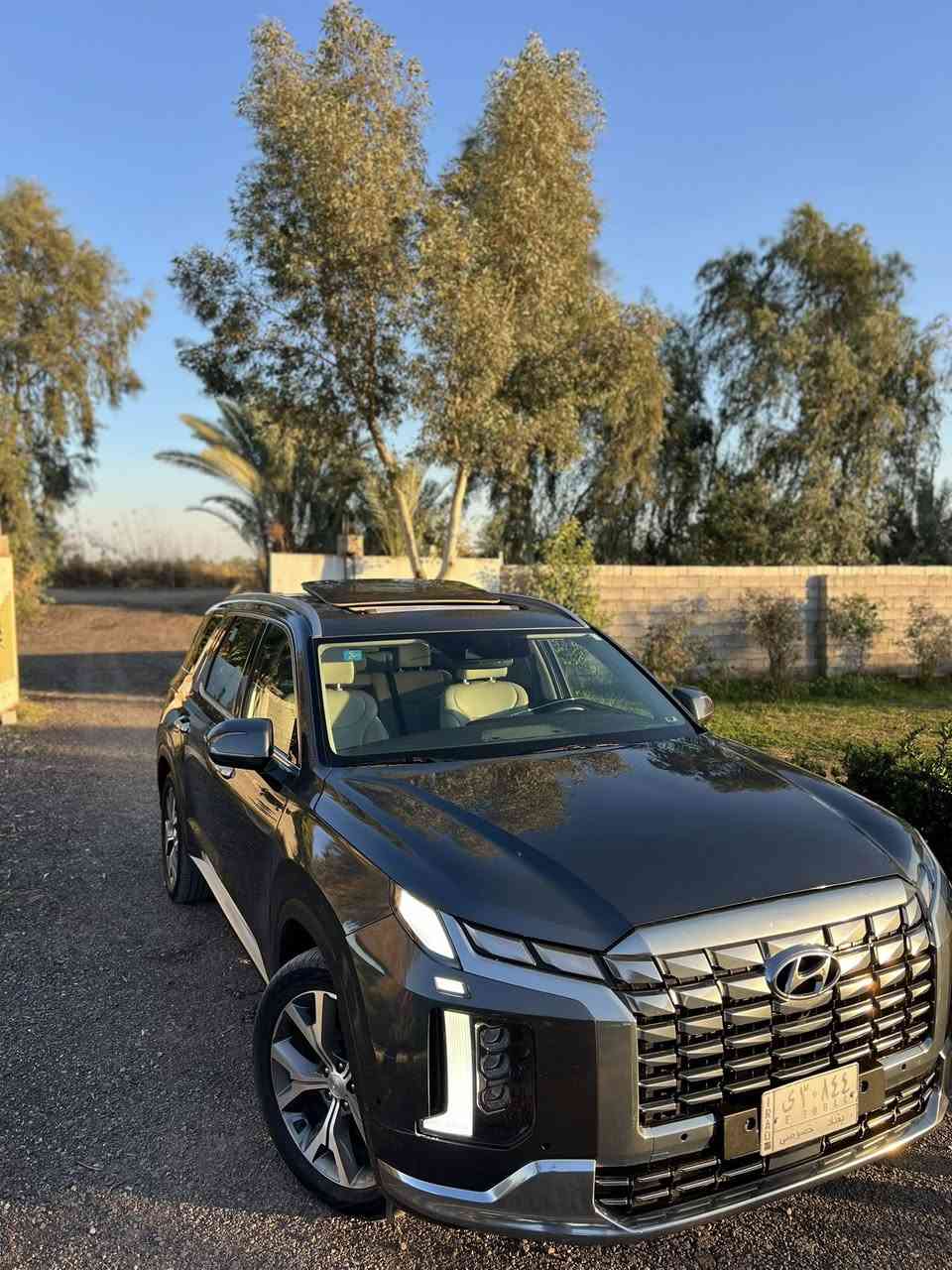 سلام عليكم للبيع او المراوس بلسايد 2022 فئةSEL
المحرك: محرك \(V6\) سعة 3.8 لتر، مع ناقل حركة أوتوماتيكي بـ 8 سرعات.المقاعد والراحة:مقاعد جلدية مع تدفئة في كل المقاعد.مقعد سائق كهربائي بـ 10 اتجاهات مع ذاكرة مدمجة.التكنولوجيا والمعلومات الترفيهية:شاشة لمس كبيرة.نظام صوت متطور (مثل نظام الشحن اللاسلكي وواجهة USB).نظام ترفيهي متطور.السلامة والمساعدة على القيادة:كاميرا ورادارات محيطية (360 درجة).أجهزة استشعار اصطفاف أمامية وخلفية.نظام مراقبة النقاط العمياء.نظام التحذير من الاصطدام الأمامي.مساعد الحفاظ على المسار.مثبت السرعة الذكي.نظام التحذير من حركة المرور الخلفية.نظام المساعدة على الخروج الآمن.ميزات إضافية:فتحة سقف.وضعيات قيادة متعددة (مثل الثلج، الايكو، كومفورت، سبورت، سمارت).مصابيح LED أمامية.خاصية شفط الأبواب.
سيارة نظيفة جدآ وبلعافيه على الي ياخذها حادثها جاملغ ايمن فقط
السعر $300 وبيها مجال رقمي للأستفسار اكثر ***********
