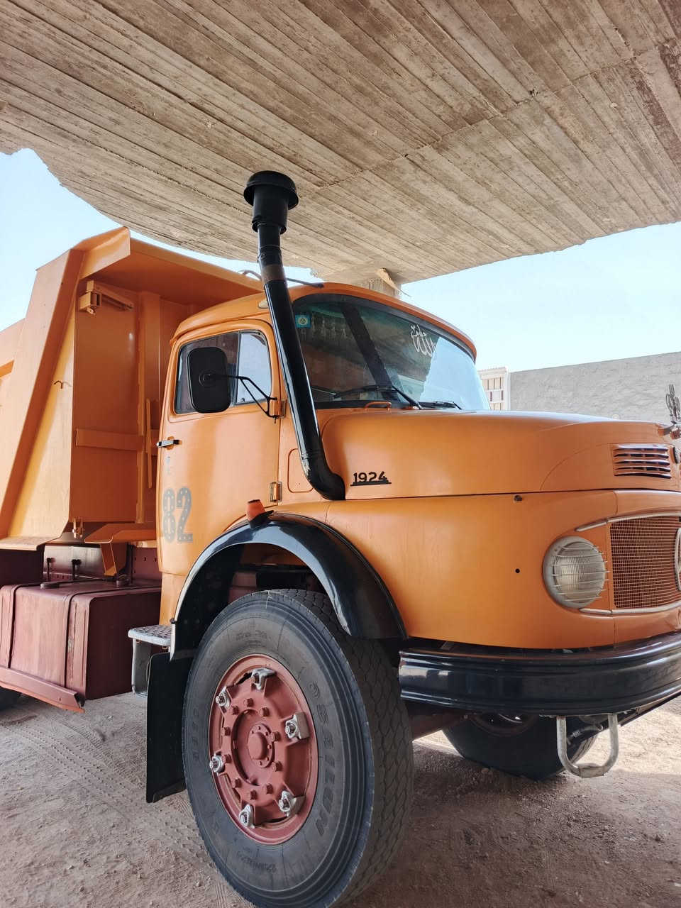 سلام عليكم  سكس 82 للبيع گير 111 مجموعه جيف تخم تاير محرك عادي  رقم أجنبي أنبار ***********
