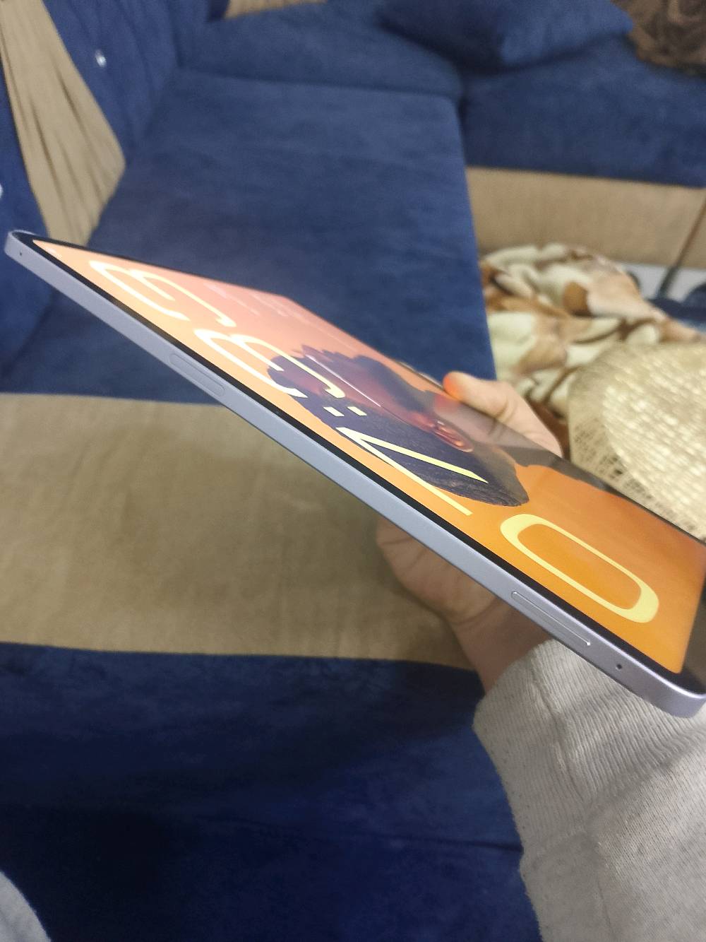 للبيع شاومي باد 7 ذاكرة 256 نسخة رام 12 شاشة 144 هرتز بطارية 8850 ملي امبير معالج سناب دراغون 7بلاس الجهاز كلش نظيف بلادي على وضع الوكالة مستعمل فترة قليلة 
السعر 450 الف وبي مجال بسيط 
***********
***********