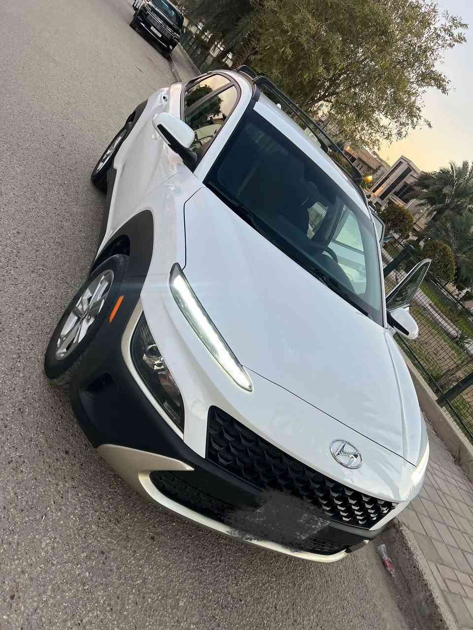 السلام عليكم للبيع كونا موديل ٢٣ سيل رقم بغداد الإنكليزي ماشيه ٣٨ ميل السياره مبدل جاملغ وبنيد نفس اللون 

المواصفات : بصمة / تشغيل عن بعد / شاشة كبيرة / فور ويل / رادار جانبي / مانع انحدار / اطفاء ذاتي  / مود درايف / لايت LED / تحكم ستيرن / كروس سرعة / مانع انزلاق / ويل كب / محرك 2000 دوش/اشايربل مري /حساسات توقف خلفي وأمامي  

السياره حادثها موضح بل صور لأواصل الضربه شاصي ولالغد موحود تصوير مكان الضربه وصور الحادث بل منشور 
للاستفسار ع الخاص او ع الرقم ***********
موقع السياره بغداد 
السعر ١٥٥ وبيها مجال
