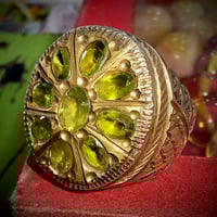 زبرجد • ٩ احجار • قياس ٢٨-٢٧