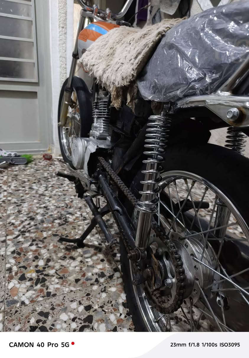 سلام عليكم. عمي دراجه البيع 
النوع.. 4كير المكينه ارشه شاصي ارشه
درجة كلك مكفوله من البوكه دراجه حربي
المكان كربلاء قرب مستشفى الكفيل 
سعر.. 150 بيها مجال 
التواصل ***********وهاي صور الدراجه 👇
