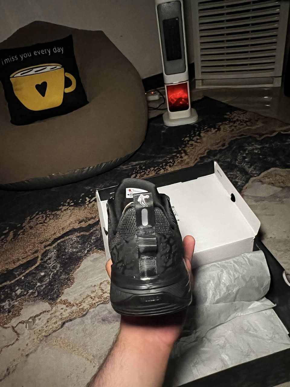 Qiaodan Fe 2.0 ⚡️
New✨
Size 44✨


**إذا كنت صاحب هذا الإعلان وتريد حذفه لأي سبب، رجاءا أرسل رسالة إلى الدعم الفني**