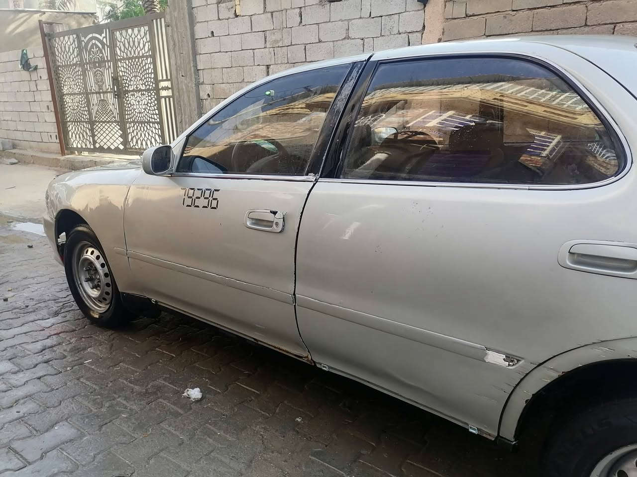 السلام عليكم سياره كرسته للبيع علمن السياره كصه مشروع وطني السعر 30العنوان البصره القرنه رقم الهاتف ***********
