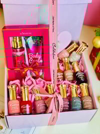 بوكس عيد حب • مناكير Xuancai • عطر فواح