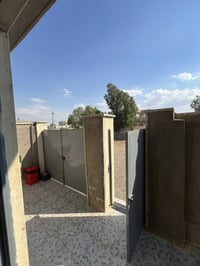 بيت حديث • ١٥٦م • سند أبيض