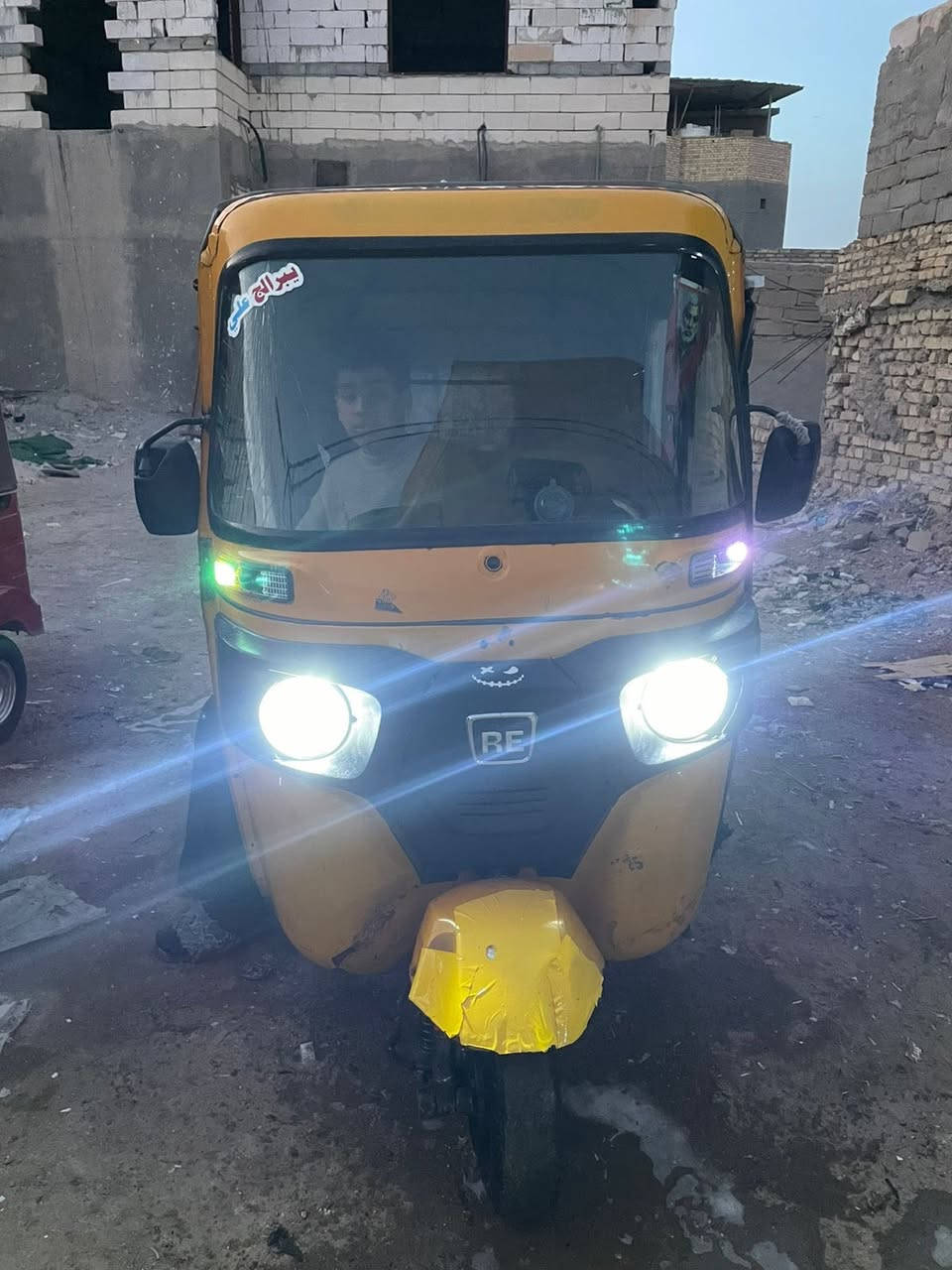 ‏سلام عليكم تكتيك باجاج
للبيع موديل 18 داخله 19 كلشي شغال بيها وصايرلس سبوع من مجفتها سعرها 4300وبيها مجال لطيبين ومكاني القرنه ولاستفسار***********
