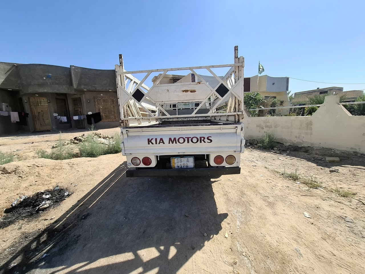 كيا بنكو موديل ٢٠٠٨ محرك ٣٠٠٠ مفتوح  رقم انكليزي بابل تحويل مباشر محرك وكير خير مشروطات السعر ٨٠ وبيها مجال 
رقمي *********** 
@إشارة
