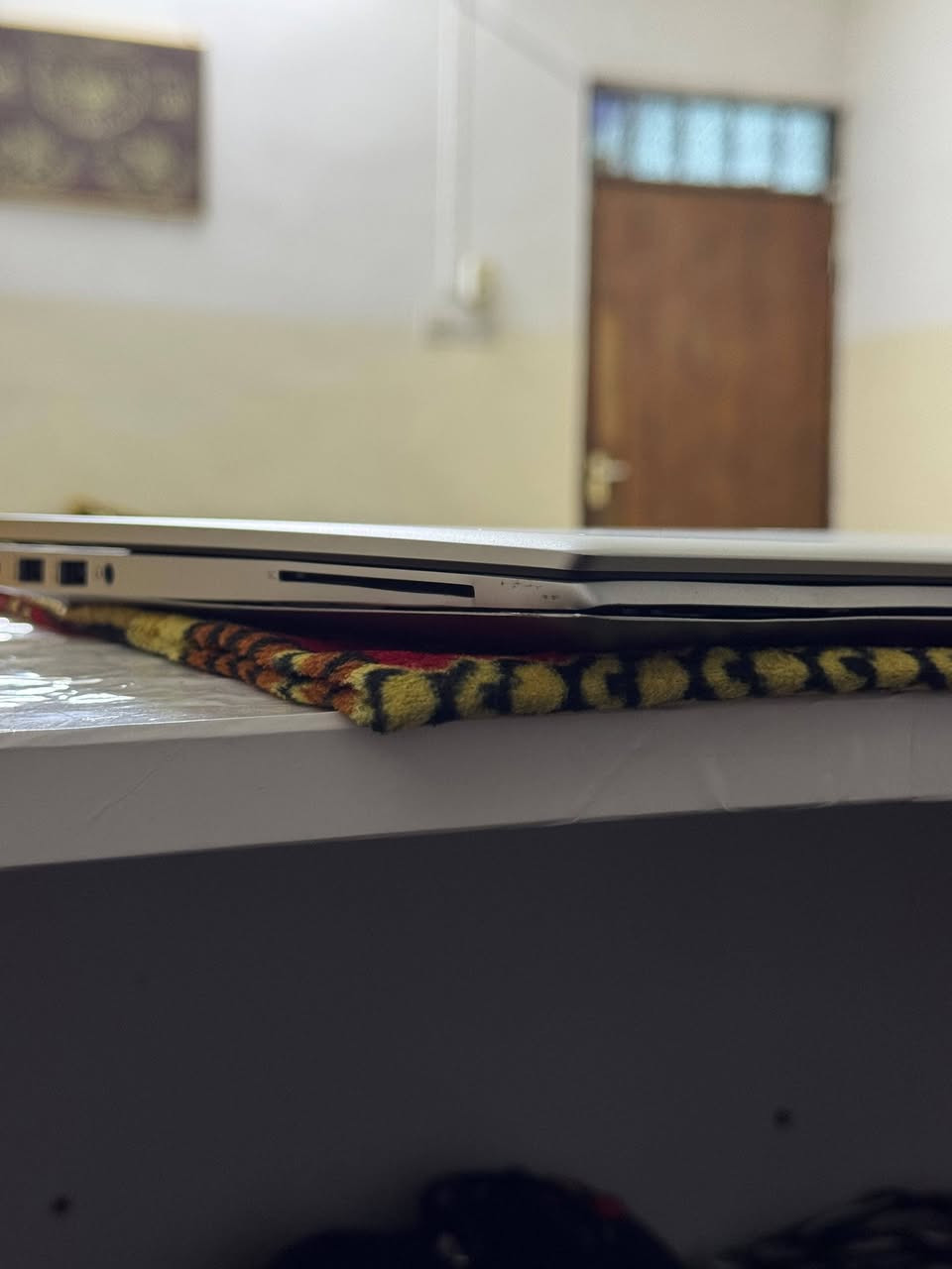 لابتوب HP
معالج رايزن 5-4600U
رامات 8g
هارد 256m2
بي عواج بل زاويه وكع مني 
السعر 265الف
متوفر توصيل 8 كل المحافظات
واتساب
***********
