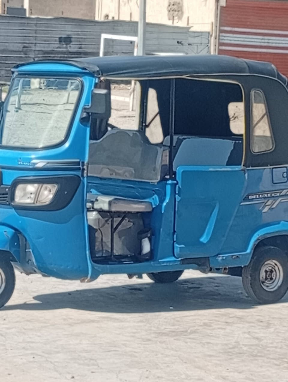 تك تك نظيفة حيل موديل 2022 باسمي
ب7 ملايين وبيها مجال بسيط 
***********
