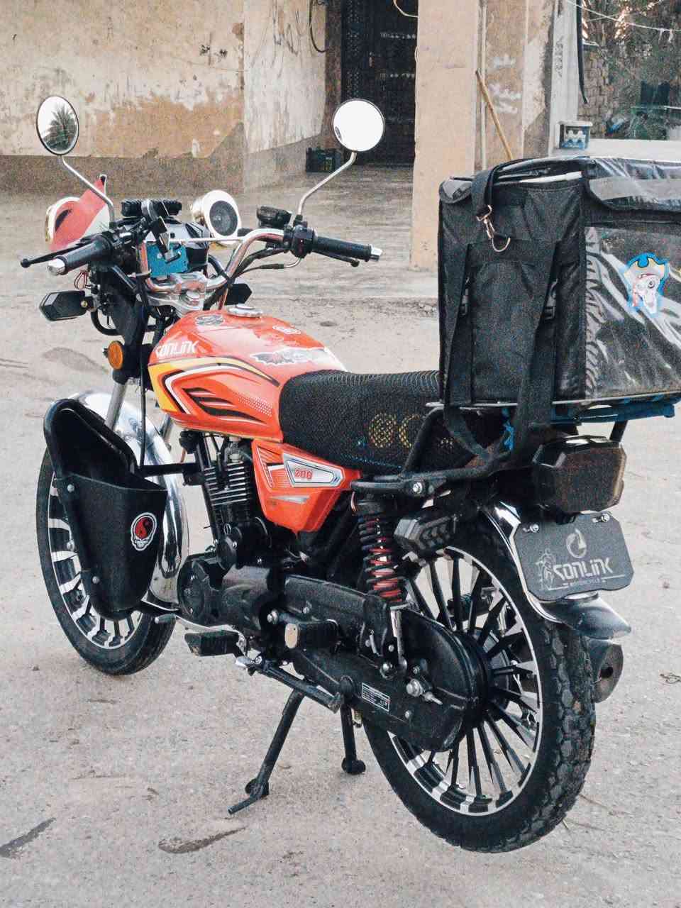 سيفان باب الأول جديد زيرو مديل 2024 مزود درع محرك + إم بي ثري وسماعات درع لايت جنطه جديده لايت زنون تاخذه ما تخلي ربع دينار علي وجديد ما مستخدم حيل ضاقطه وزنجيل محرك ناعم حيل مو شويه اخرس نشط محرك 200
مكاني تكريت البوعجيل 
***********
