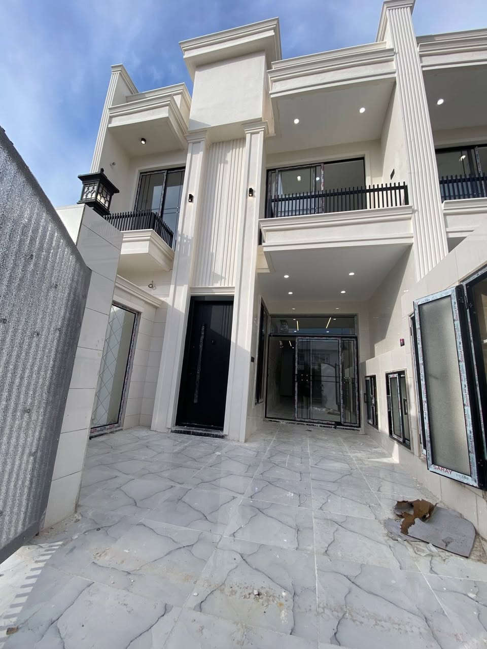 بيتين زيروو للبيع #مقابل_حديقه
بمساحة ١٢٥متر
يتكون من 
٤غرف نوم 
صاله ٢
استقبال 
مطبغ حار بارد 
للاستفسار عبرة الارقام 
***********
***********
الاسعار جداً مناسب في رابط قناة تلكرام
https://t.me/ahmadmuftah199 👈
٨؛٥٠
