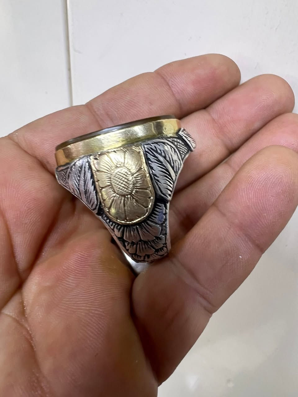 خط خالد التميمي يمانيه عسليه تشف اصفر حجم راهي داير وجوانب ذهب السعر خاص


**إذا كنت صاحب هذا الإعلان وتريد حذفه لأي سبب، رجاءا أرسل رسالة إلى الدعم الفني**