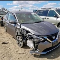 عندي نيسان سنترا موديل 2019 السياره نضيفه وحلوه وارد امريكي حادثه جامل...