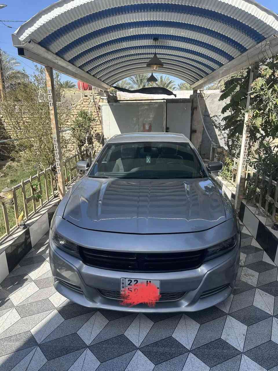 السلام عليكم جارجر 17 اصل
متوىمه وكامله شرط اطلع وين مايعجبك 
كص جنطه 
محرك 3600 
كير 8 نمر 
شاشه + كأمره 
تبريد ثلج 
مابيها نقص 
ويل 20 اصلي + تخم تاير 
باتري جديد 
 السياره تحجي عن نفسها 
السعر 75 وبيها مجال 
الناصريه ***********
