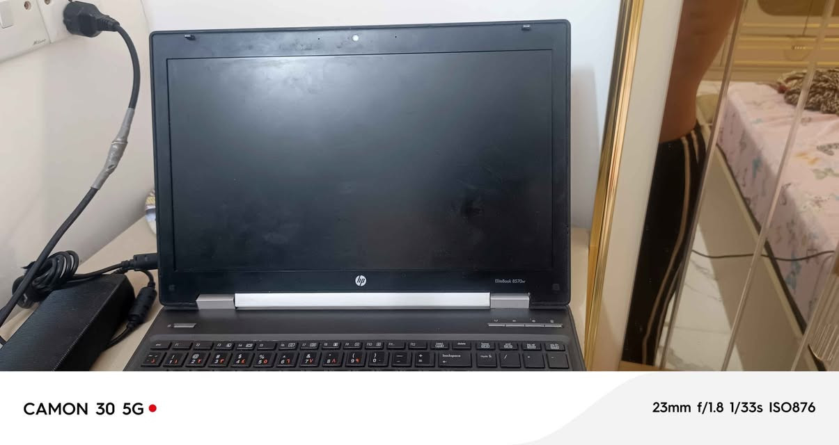 السلام عليكم ورحمة الله شبابنة الطيبين عندي لابتوب اجبي. وركستيشن جيل الثالث معالجة مو i7 معالجة مبدل شباب معالجة حاليا اللي بي i5 جيل الثالث هاذ الابتوب يدعم 4 رامات من نوع ddr3 يطور يعني لحد 32كيكا كلش قوي بل ألعاب والتصاميم الثكيلة هاذ لابتوب عطلة بل بورد يعني بوردة عاطل يرادلة تبديل لابتوب من دون رامات بي بس هارد HDD هوة الشاحنة مالتة الأصلية تدعم 120 واط بي كرت خارجي منفصل مثل ما جاي شوفون نفيديا 2 كيكا وكرت داخلي انتل للبيع مكاني كربلاء حي العسكري مال حر اللي يريدة يتفضل خاص كربلاء, العراق


**إذا كنت صاحب هذا الإعلان وتريد حذفه لأي سبب، رجاءا أرسل رسالة إلى الدعم الفني**