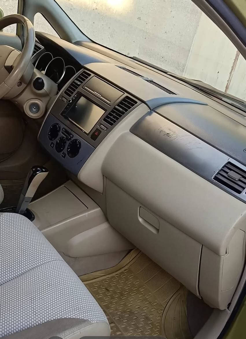 تيدا مديل6 هاش باك صبغته عام لجماليه عدي صور قبل وبعد الصبغ كير مكينه تبريد تتدفئه عال العال ماشاء الله سياره مناقصها شي سنويه ساقطت 25/11/2025 هزتها 24 سعرها 70موجوده باربيل


**إذا كنت صاحب هذا الإعلان وتريد حذفه لأي سبب، رجاءا أرسل رسالة إلى الدعم الفني**