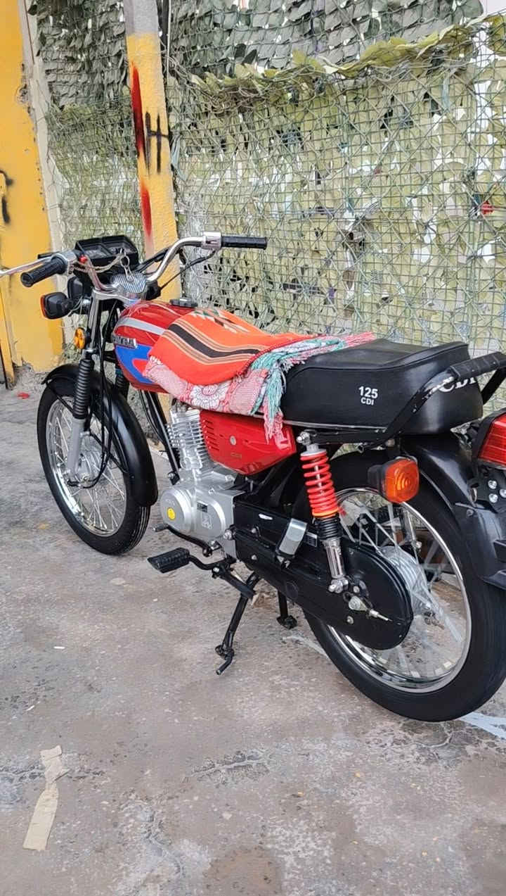 للبيع!! 
السلام عليكم نامه 26سكنر كفاله النضافه مثل ماتشوف واحلى من الصور بعد تريده هيج لو تريد ارجع غراضه 700قفل


**إذا كنت صاحب هذا الإعلان وتريد حذفه لأي سبب، رجاءا أرسل رسالة إلى الدعم الفني**