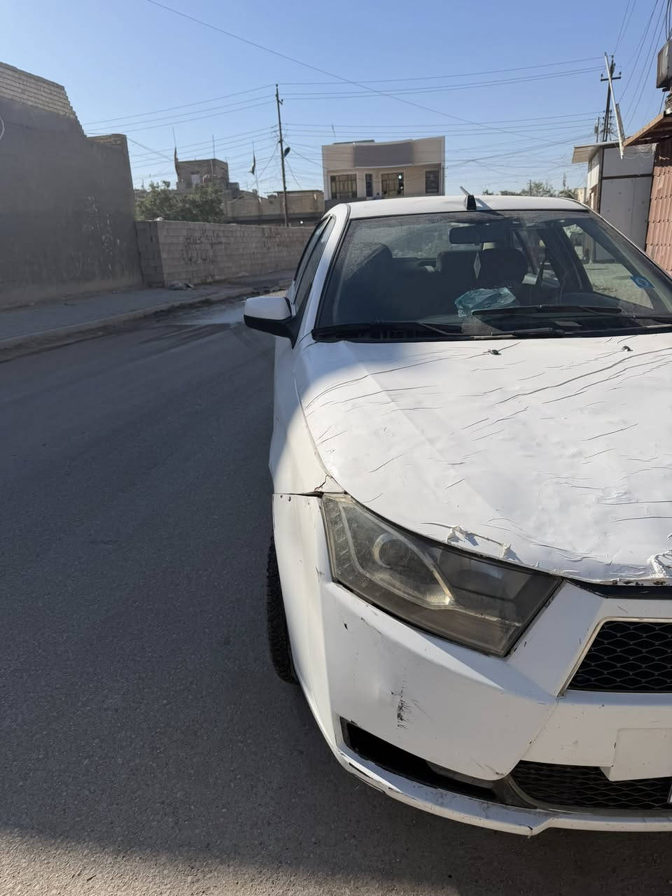 السلام عليكم سمند دنا موديل 2018 ماشية 30الف سابقن نضربت وصلحت بس مو تصليح مضبوط وسيارة شوفت عينك بدون رقم الرقم عل مشتري رايدها 32ورقة وتصل وبيك خير ودلل *********** مكان بغداد البلديات
