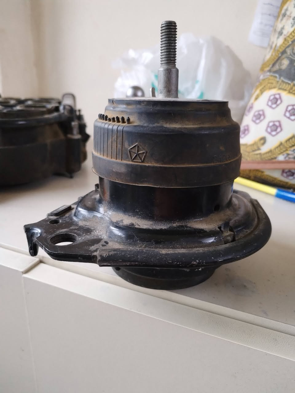 سلام عليكم للبيع ثلاجه مع نوزلات تخم كامل جديده كلهه بلادي مال تفصيخ السعر ٦٠ الف +اذايين محرك موبار اصلي بلادي مو تجاري سعر الوحده ٣٠ الف مكاني المنصور حي دراغ قرب جامعه التراث للاستفسار *********** بي واتساب والاثير ٠٨٧٣٨٤٠٩١٦١
