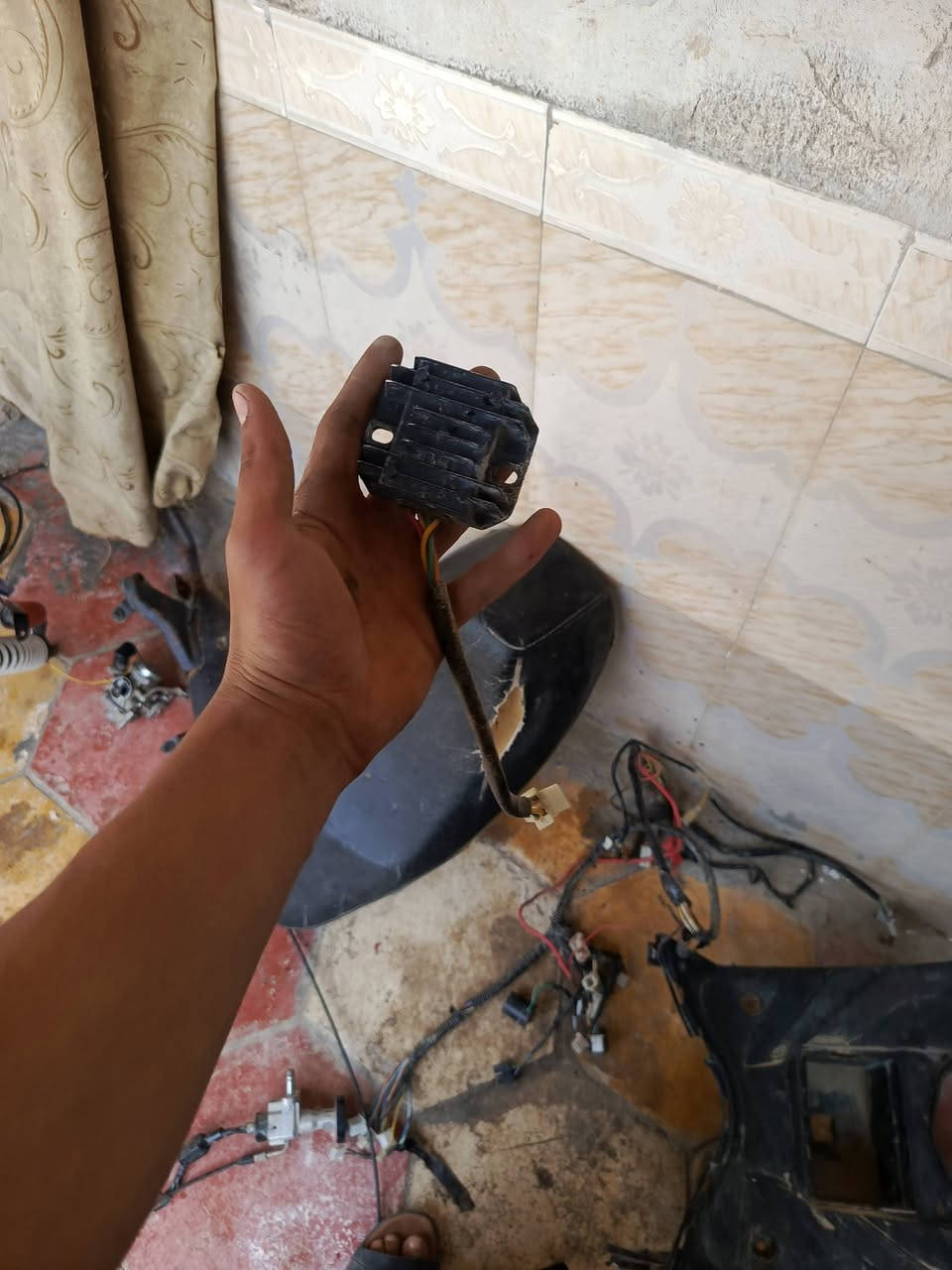 السلام عليكم غراض ماكس للبيع مكينه سلف 55+عقل+كابريته اصليي+ضفيره الصلي فيش+هورن+شاصي+واير مال سكليتر+واير بريك+وياله هنه وتوايرهن+تانكي مال بانزين +ايشي تريده راسلني وانه بخدمتك عنواني ناصريه سوق الشيوخ الصناعه وبخدمت الشراي


**إذا كنت صاحب هذا الإعلان وتريد حذفه لأي سبب، رجاءا أرسل رسالة إلى الدعم الفني**