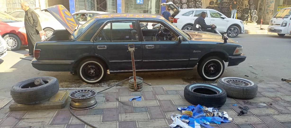 سلام عليكم سيدان موديل ٩٠ مكفوله من ضربه مصبوغه عام جماليه مكينه ثنين ونص كير توني ساده تخم تاير سعر ٤٨ بيه مجال قليل مكان ناصريه مركز‏‪***********‬‏  رقم بصره دولي بسمي تحويل مباشر
