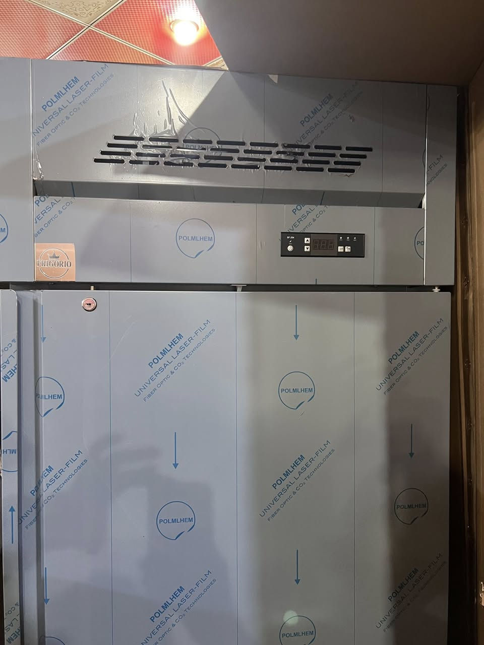 حافظة ايسكريم جديد

تواصل 
***********
