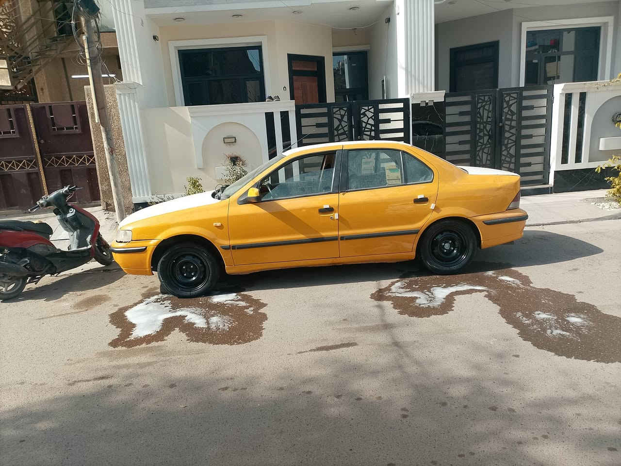 سلام عليكم سمند 2011سياره جهزه لا ضربه ولا تبديل كير مكينه كفاله تخم تأير جديد صدر امامي خلفي جديد  ترأي نايم دوشمه تنته وكاعيه وكشنات سياره بسمي هزه جديد مصفره هيه وغرامه  مكاني بغداد حي لعلام سعر 38وبيه مجل بصيط ***********
