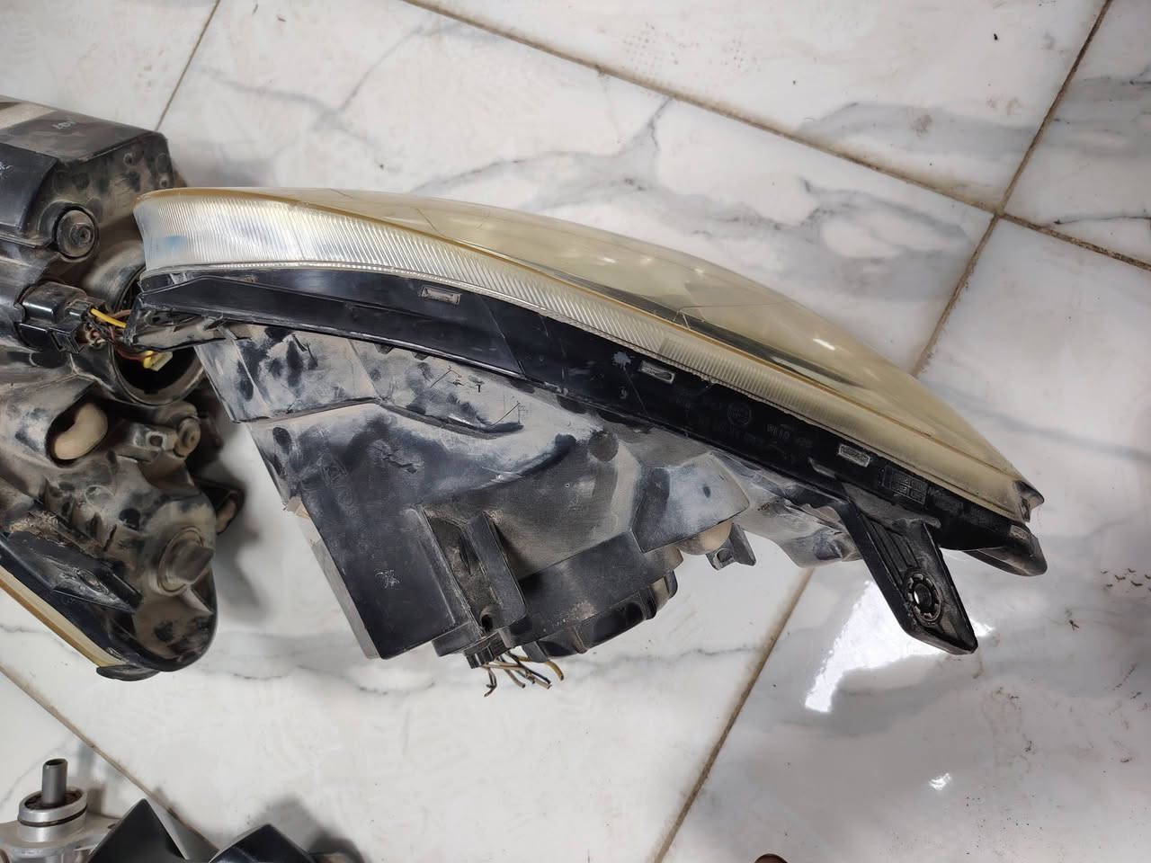 السلام عليكم ورحمة الله وبركاته غراض بيكانتو للبيع مال كصه سعر ١ 150  الف  قفل
رقم الهاتف ***********
