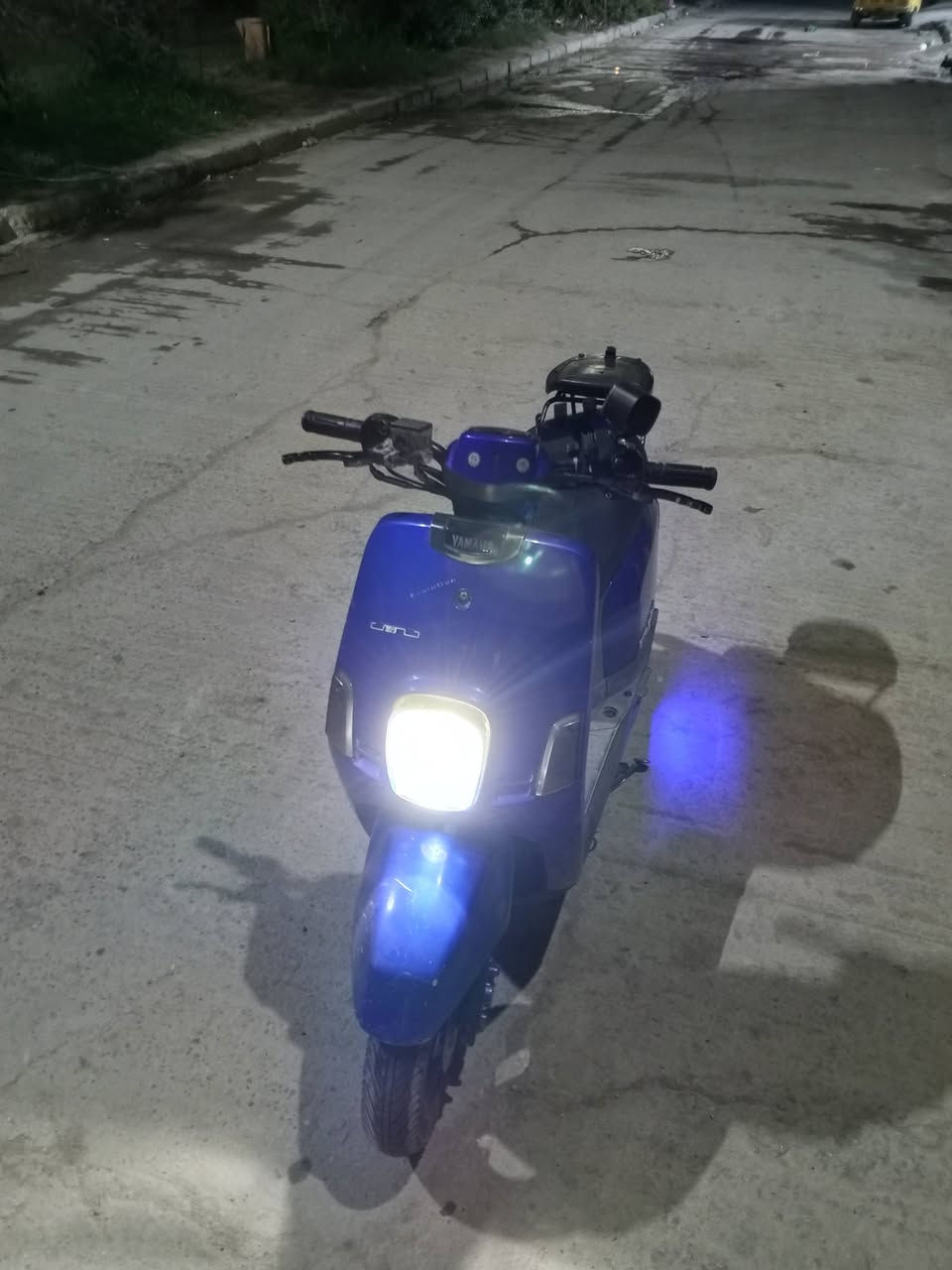 سلام عليكم
بلا زحمه لحد يكسر بحلال العالم
 اخوان دراجه بوليس نوزل شاشه صغيره 2008 مال حاويه استعمال قليل مكينه 49 بلادي ممفتح برغي منه تقفل 85 عليه يدات بريك رياضي ولايت زنون ع ايدي دراجه رايده ب900 و بيه مجال اني خادم بيه نقصين بس شاشه مكسوره بلازمته و كعكعه مال صالنصه غير ذني ما تسويه متواجد خاص


**إذا كنت صاحب هذا الإعلان وتريد حذفه لأي سبب، رجاءا أرسل رسالة إلى الدعم الفني**