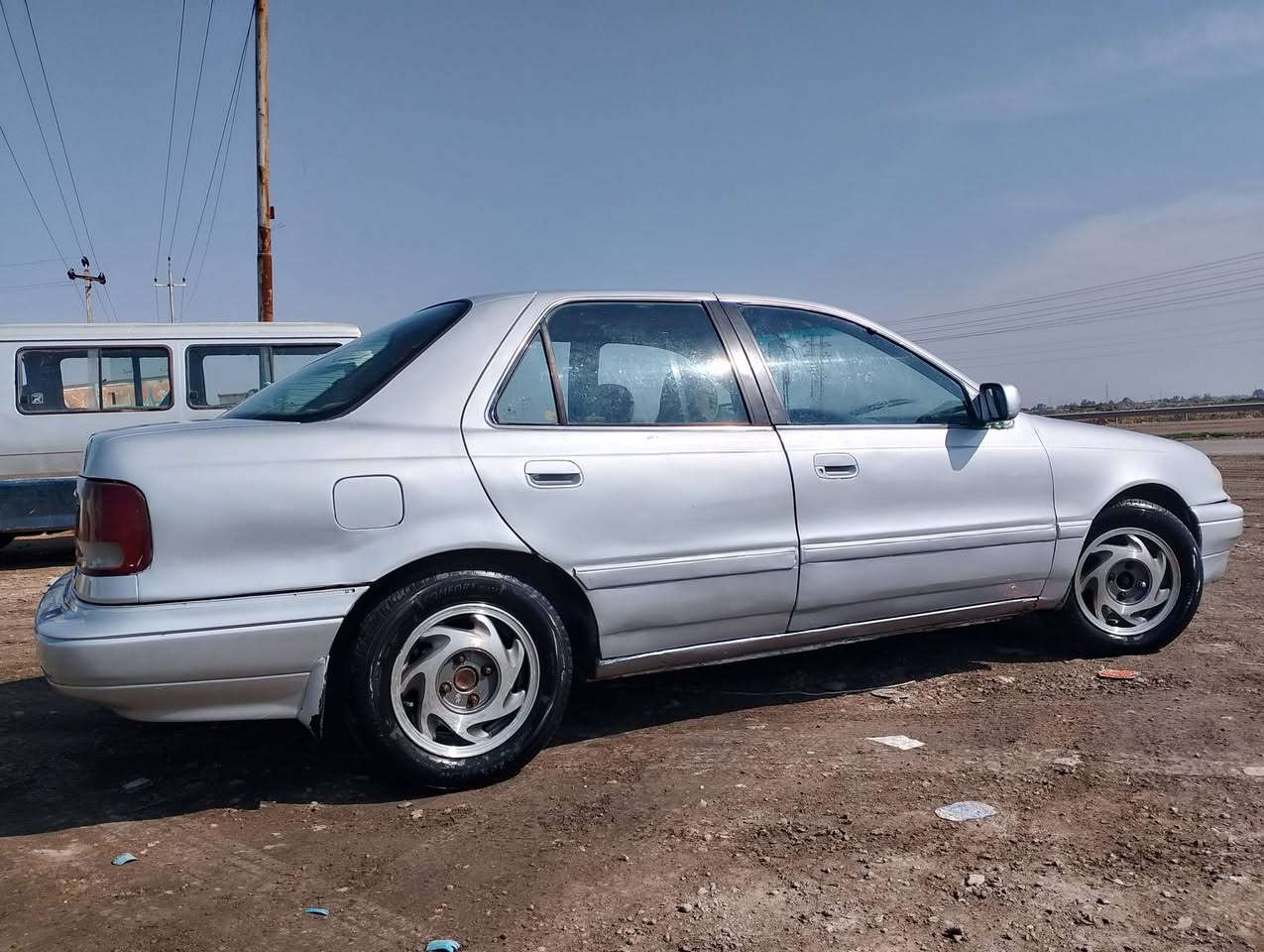 السلام عليكم النترا دمعه موديل 93 رقم بغداد الماني  سياره جاهزه خير من الله السعر ٣٣ وبيهه مجال بسيط
للاستفسار الاتصال على *********** عنواني / واسط / الصويرة /
